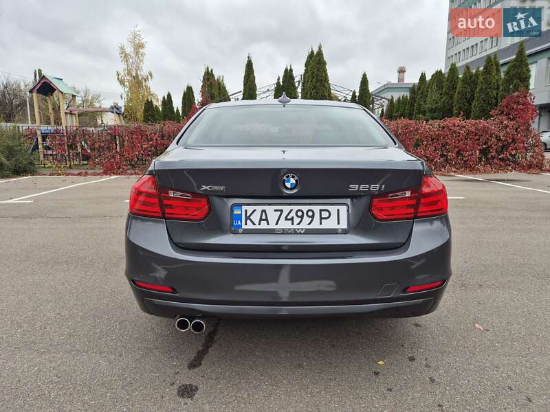 Седан BMW 3 Series 2015 в Києві фото 23 Седан BMW 3 Series 2015 в Києві