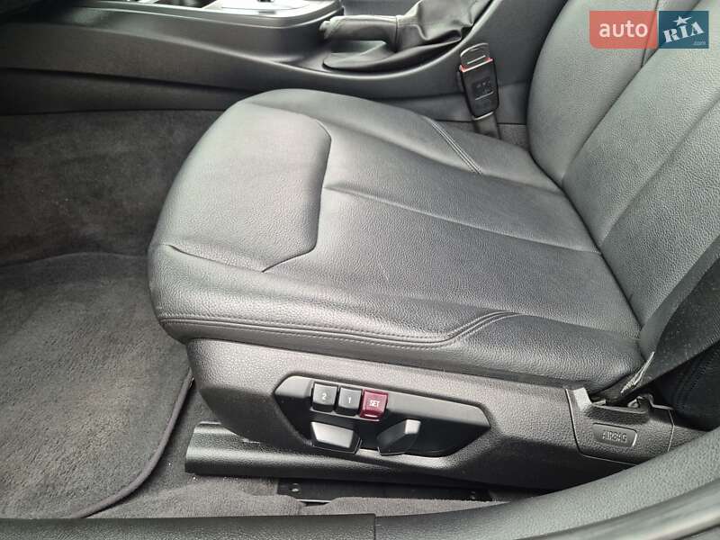 Седан BMW 3 Series 2015 в Києві фото 35 Седан BMW 3 Series 2015 в Києві