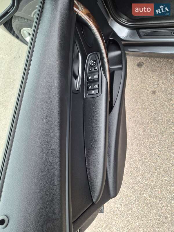 Седан BMW 3 Series 2015 в Києві фото 12 Седан BMW 3 Series 2015 в Києві