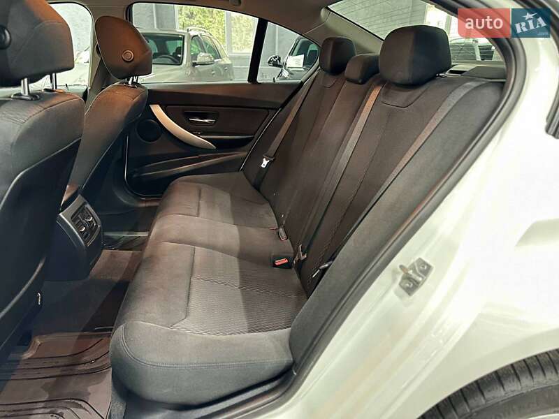 Седан BMW 3 Series 2012 в Каменском фото 16 Седан BMW 3 Series 2012 в Каменском