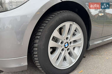 Универсал BMW 3 Series 2010 в 