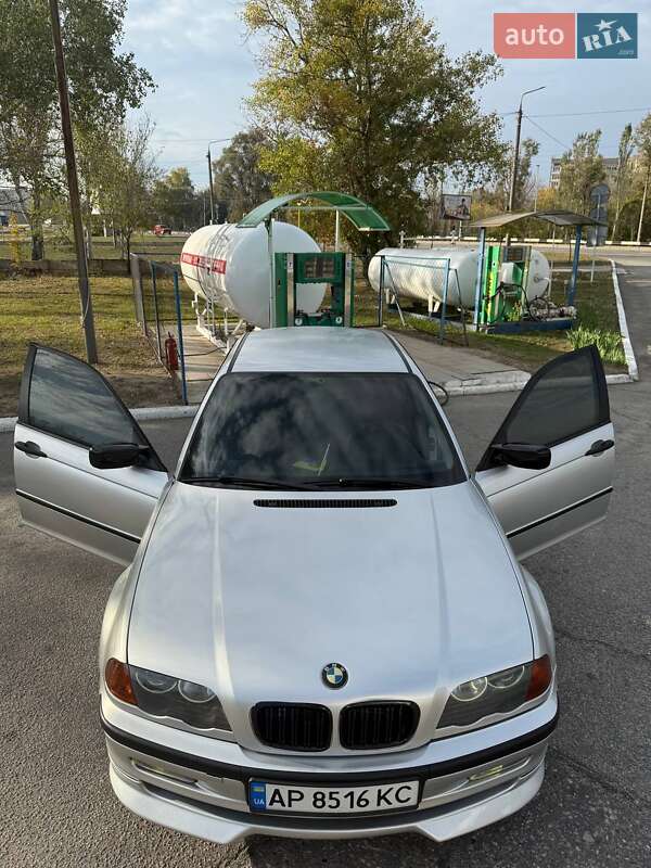 Седан BMW 3 Series 1998 в Запорожье