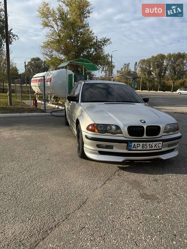 Седан BMW 3 Series 1998 в Запорожье