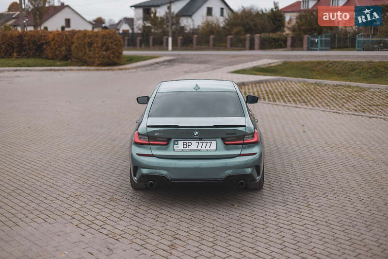 Седан BMW 3 Series 2020 в Бучаче