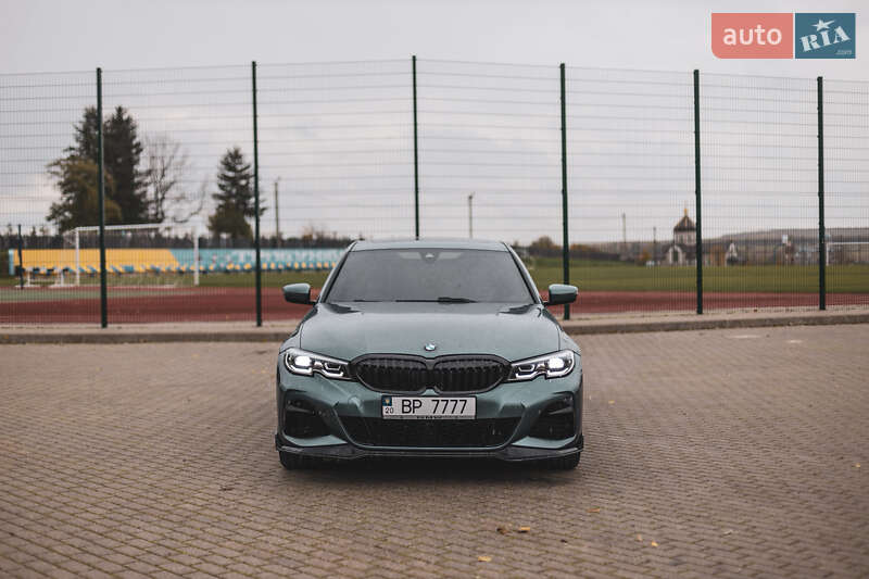 Седан BMW 3 Series 2020 в Бучаче