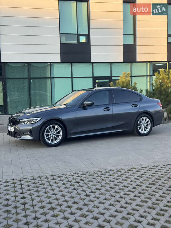 Седан BMW 3 Series 2021 в Хмельницком