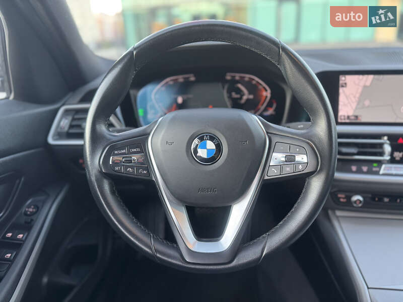 Седан BMW 3 Series 2021 в Хмельницком