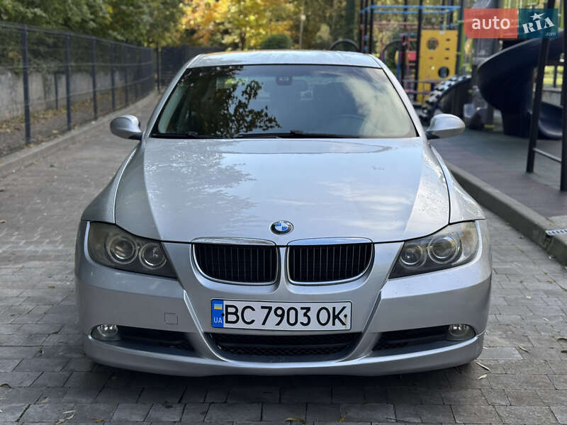 BMW 3 Series 2005