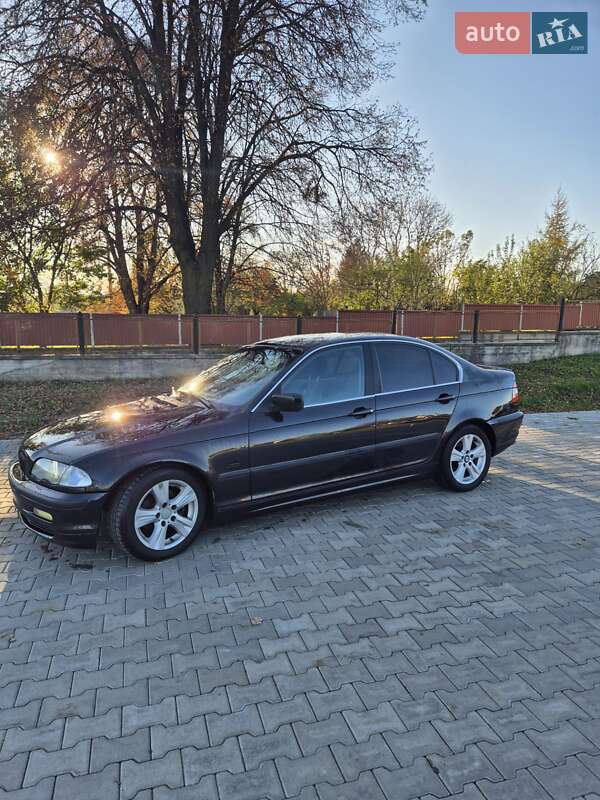 Седан BMW 3 Series 2000 в Черновцах