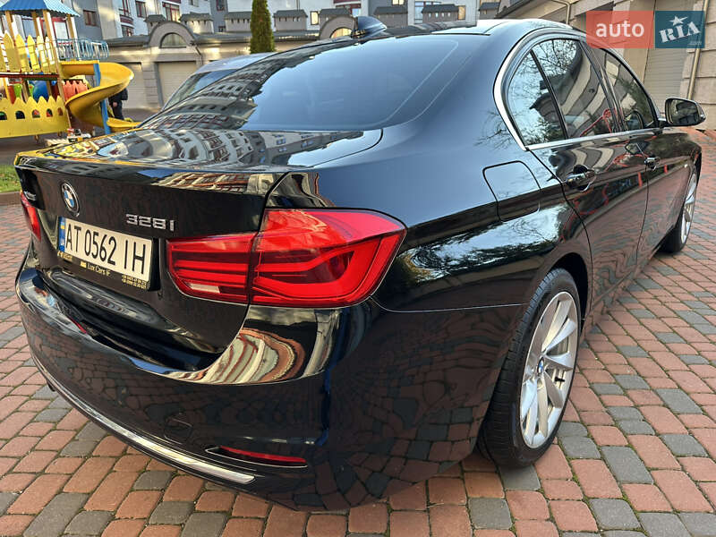 Седан BMW 3 Series 2015 в Івано-Франківську фото 114 Седан BMW 3 Series 2015 в Івано-Франківську