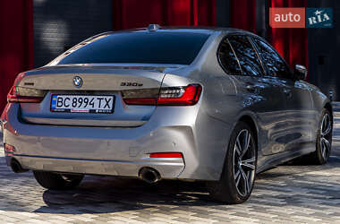 Седан BMW 3 Series 2022 в 