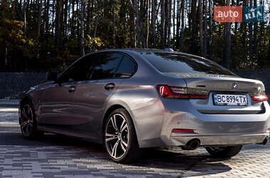 Седан BMW 3 Series 2022 в 