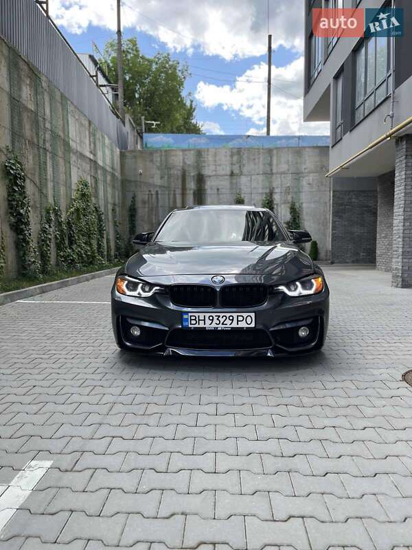 Седан BMW 3 Series 2013 в Хмельницькому