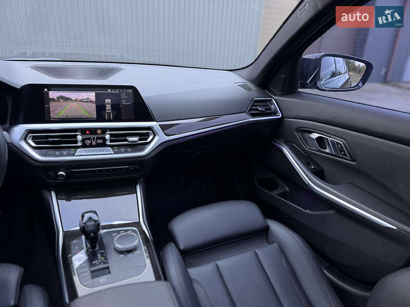 Седан BMW 3 Series 2019 в Сарнах фото 22 Седан BMW 3 Series 2019 в Сарнах