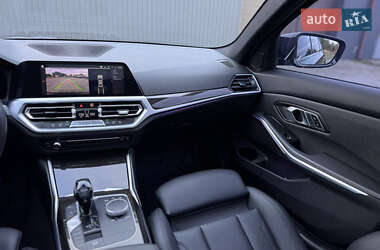 Седан BMW 3 Series 2019 в 