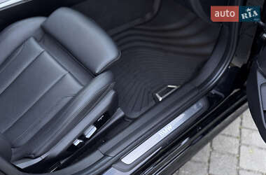 Седан BMW 3 Series 2019 в 