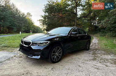 Седан BMW 3 Series 2019 в Львові
