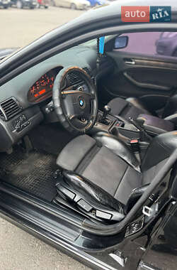 Седан BMW 3 Series 2002 в  фото 7 Седан BMW 3 Series 2002 в