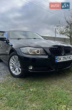 Универсал BMW 3 Series 2011 в 
