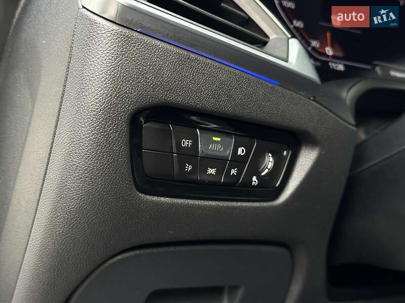 Седан BMW 3 Series 2019 в Мукачево фото 32 Седан BMW 3 Series 2019 в Мукачево