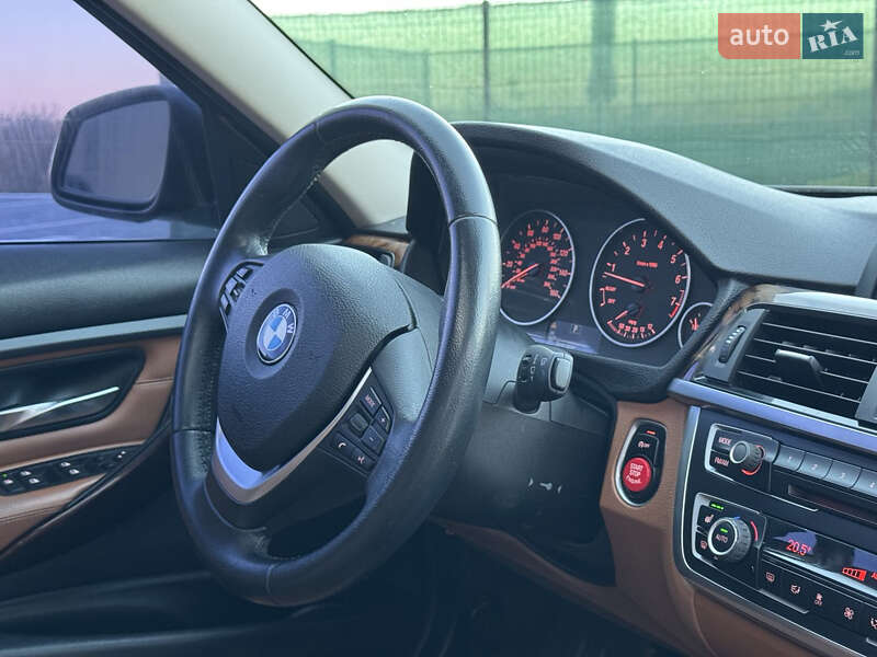 Седан BMW 3 Series 2013 в Рівному