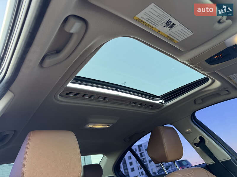 Седан BMW 3 Series 2013 в Рівному