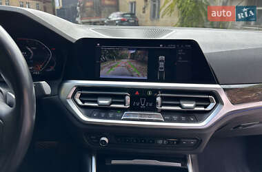 Седан BMW 3 Series 2019 в 