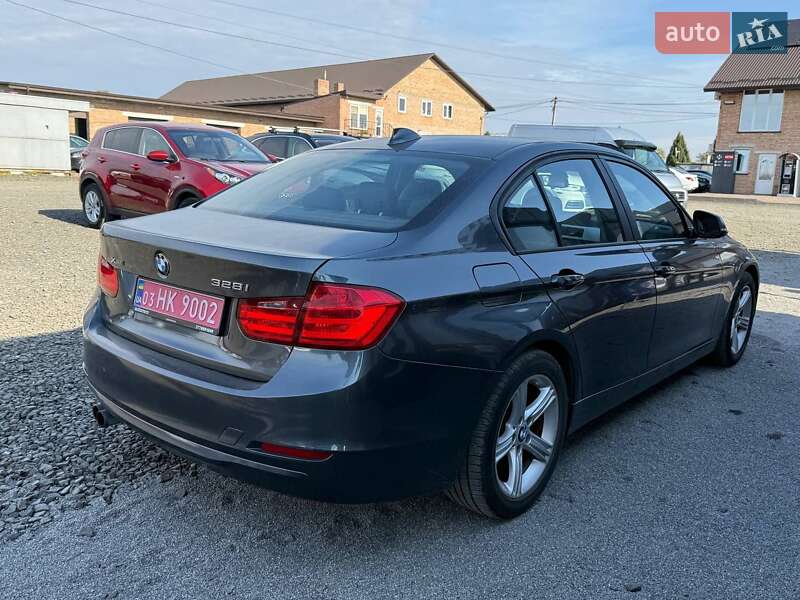 Седан BMW 3 Series 2013 в Луцке