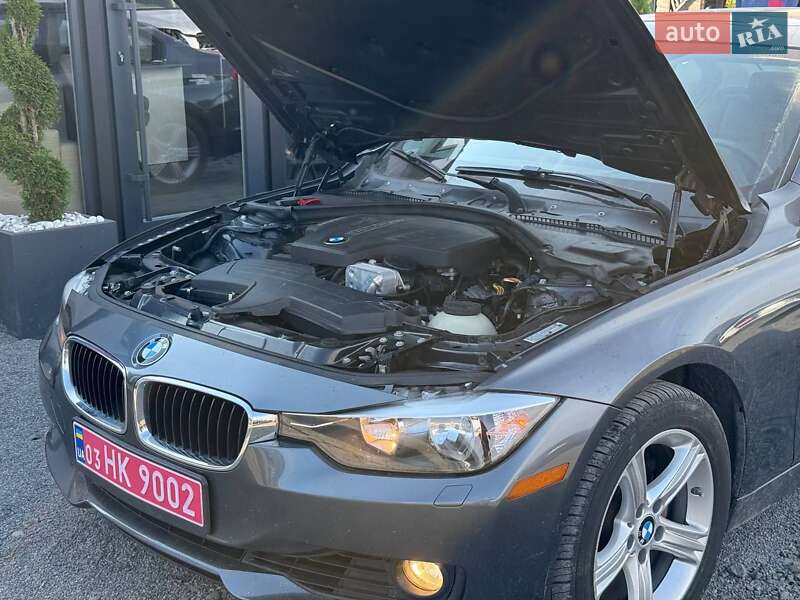 Седан BMW 3 Series 2013 в Луцке
