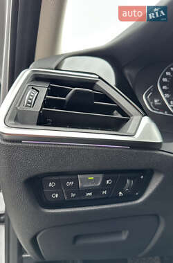 Седан BMW 3 Series 2021 в 