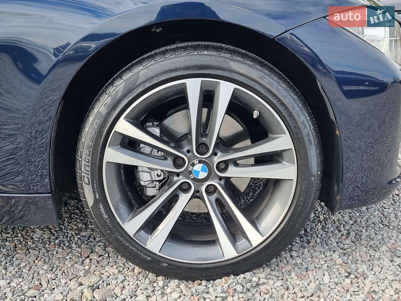 Седан BMW 3 Series 2012 в Києві