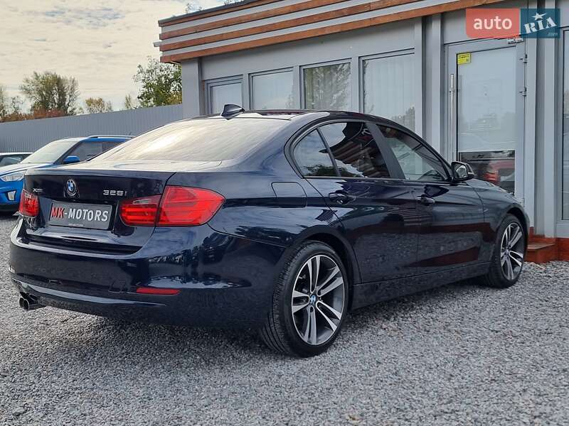 Седан BMW 3 Series 2012 в Києві