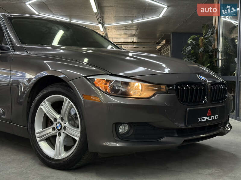 Седан BMW 3 Series 2014 в Одессе