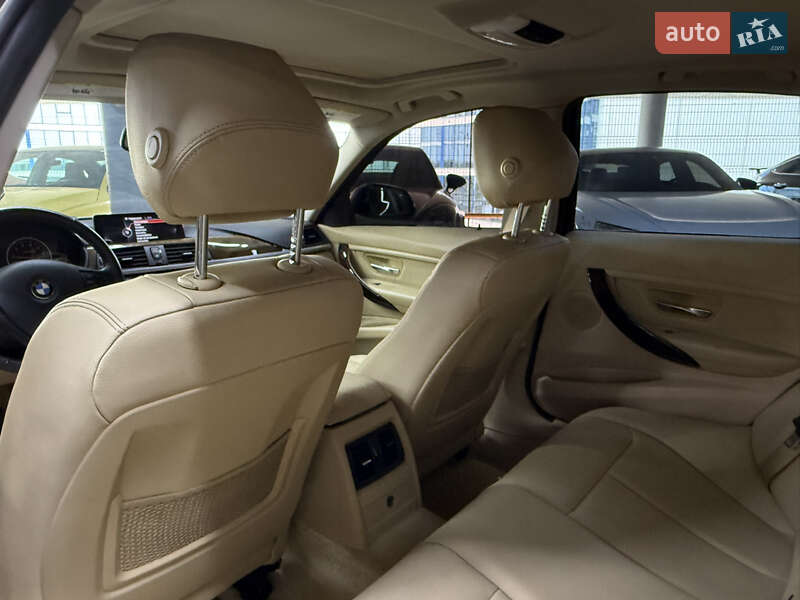 Седан BMW 3 Series 2014 в Одессе