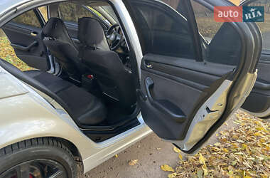 Седан BMW 3 Series 2003 в  фото 63 Седан BMW 3 Series 2003 в