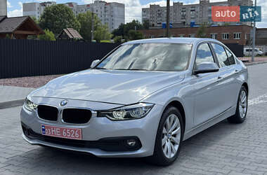 Седан BMW 3 Series 2017 в 