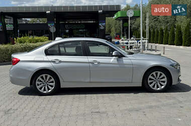 Седан BMW 3 Series 2017 в 