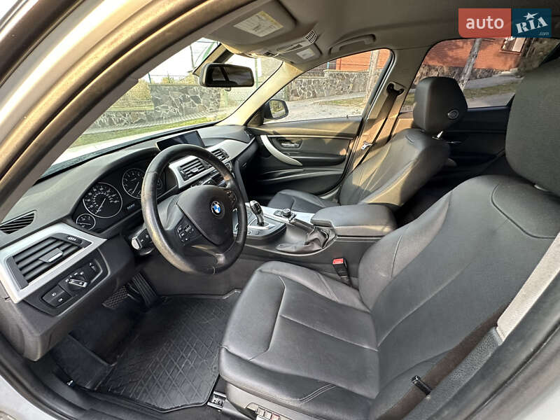 Седан BMW 3 Series 2017 в Ужгороде фото 25 Седан BMW 3 Series 2017 в Ужгороде