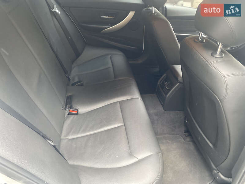 Седан BMW 3 Series 2012 в Обухове фото 16 Седан BMW 3 Series 2012 в Обухове