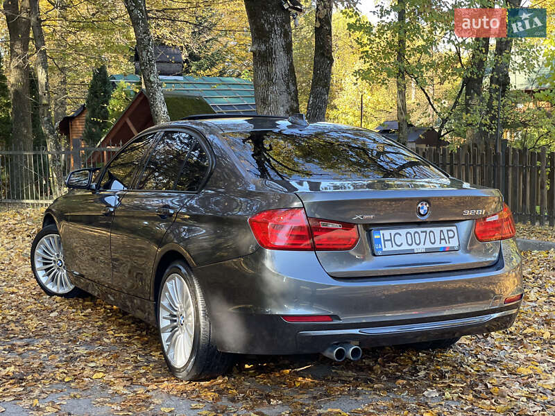 Седан BMW 3 Series 2014 в Трускавці фото 31 Седан BMW 3 Series 2014 в Трускавці