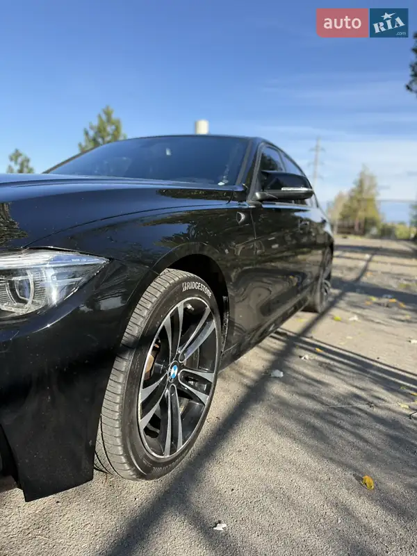 BMW 3 Series 2017 VIN WBA8B9C5XJK886405 фото оголошення 6 з 70