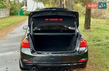 Седан BMW 3 Series 2013 в 