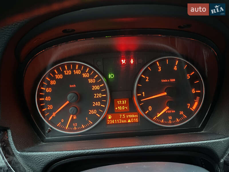 Седан BMW 3 Series 2005 в Звягеле