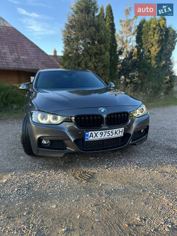 Седан BMW 3 Series 2015 в Трускавце