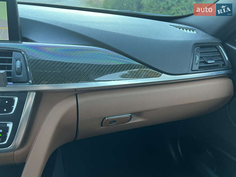 Седан BMW 3 Series 2015 в Трускавце