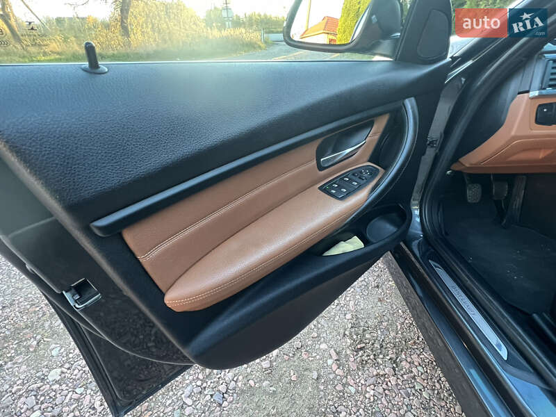Седан BMW 3 Series 2015 в Трускавце