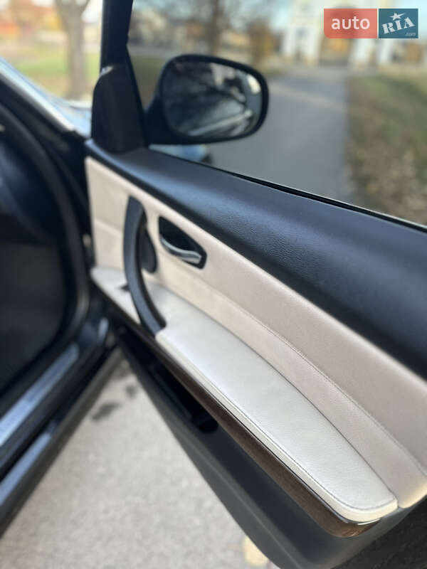 Универсал BMW 3 Series 2011 в Буске фото 40 Универсал BMW 3 Series 2011 в Буске