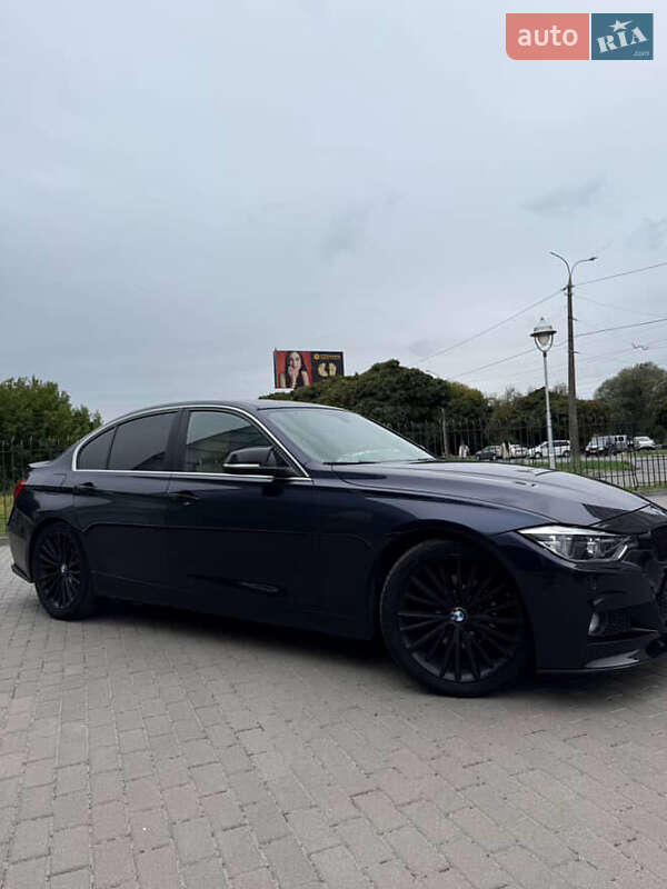 Седан BMW 3 Series 2015 в Хмельницькому