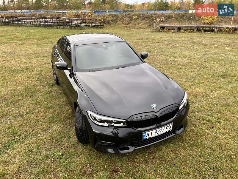Седан BMW 3 Series 2020 в Киеве
