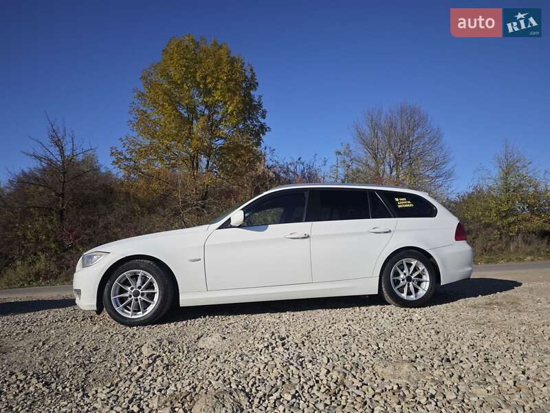 Универсал BMW 3 Series 2010 в Ивано-Франковске фото Универсал BMW 3 Series 2010 в Ивано-Франковске